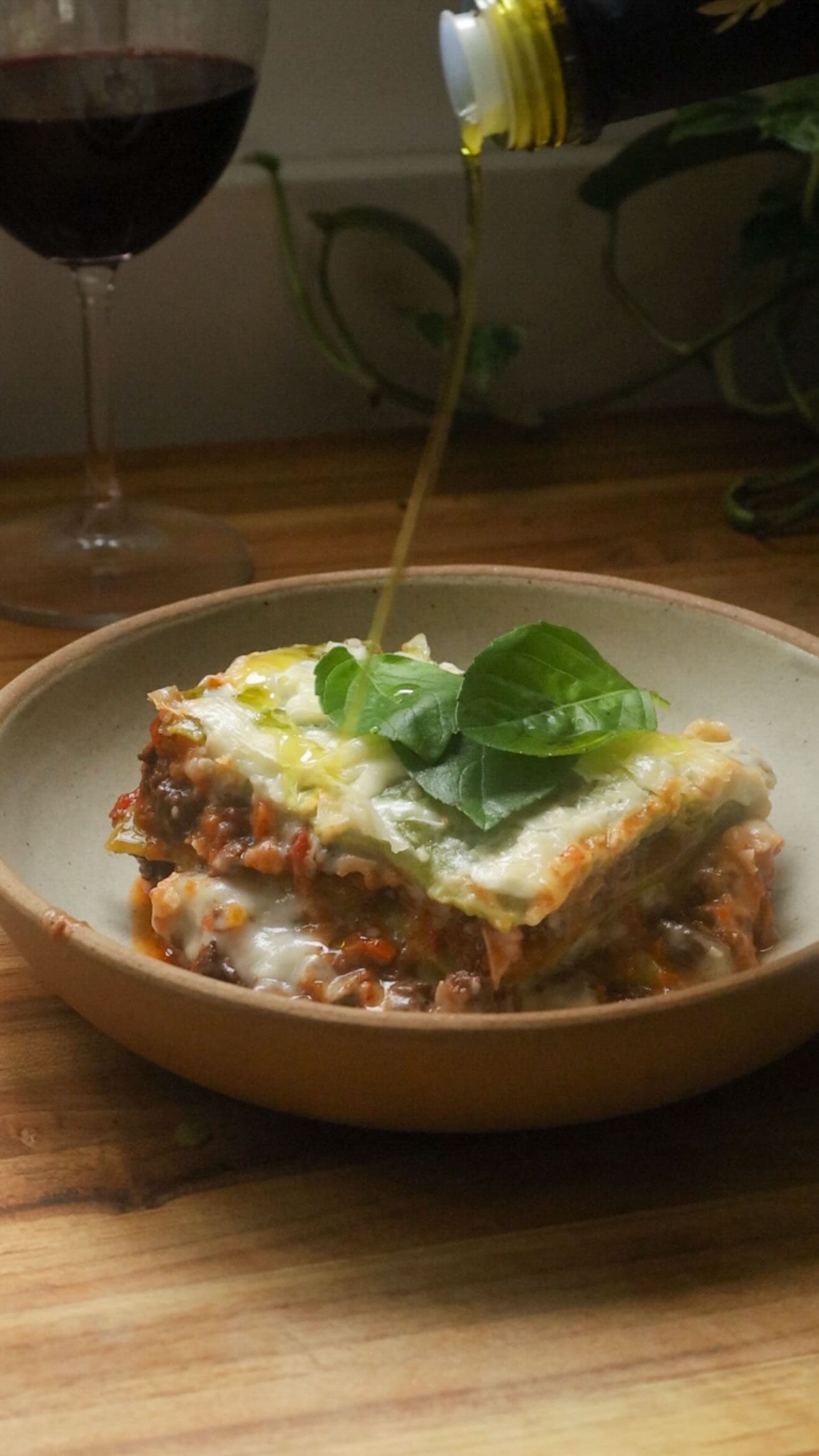 Receitas pra date: lasanha a bolonhesa 🤤❤️ e na sua lista, o que não pode faltar?