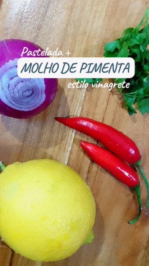 Pastelada + molho de pimenta estilo vinagrete 🌶🍋🌰