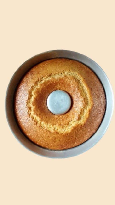 Fazendo bolo de fubá fofinho e delicioso com a vó 💛